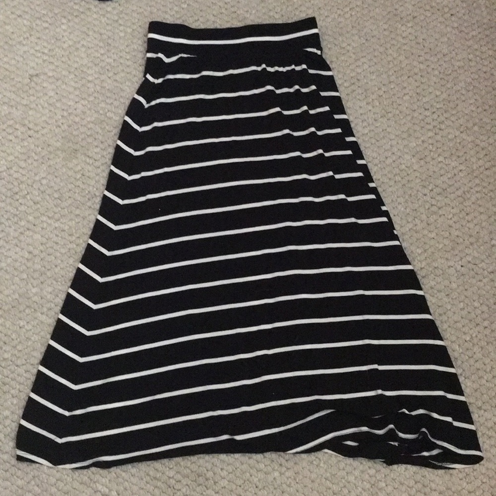 Cherokee Black and White Striped Skirt